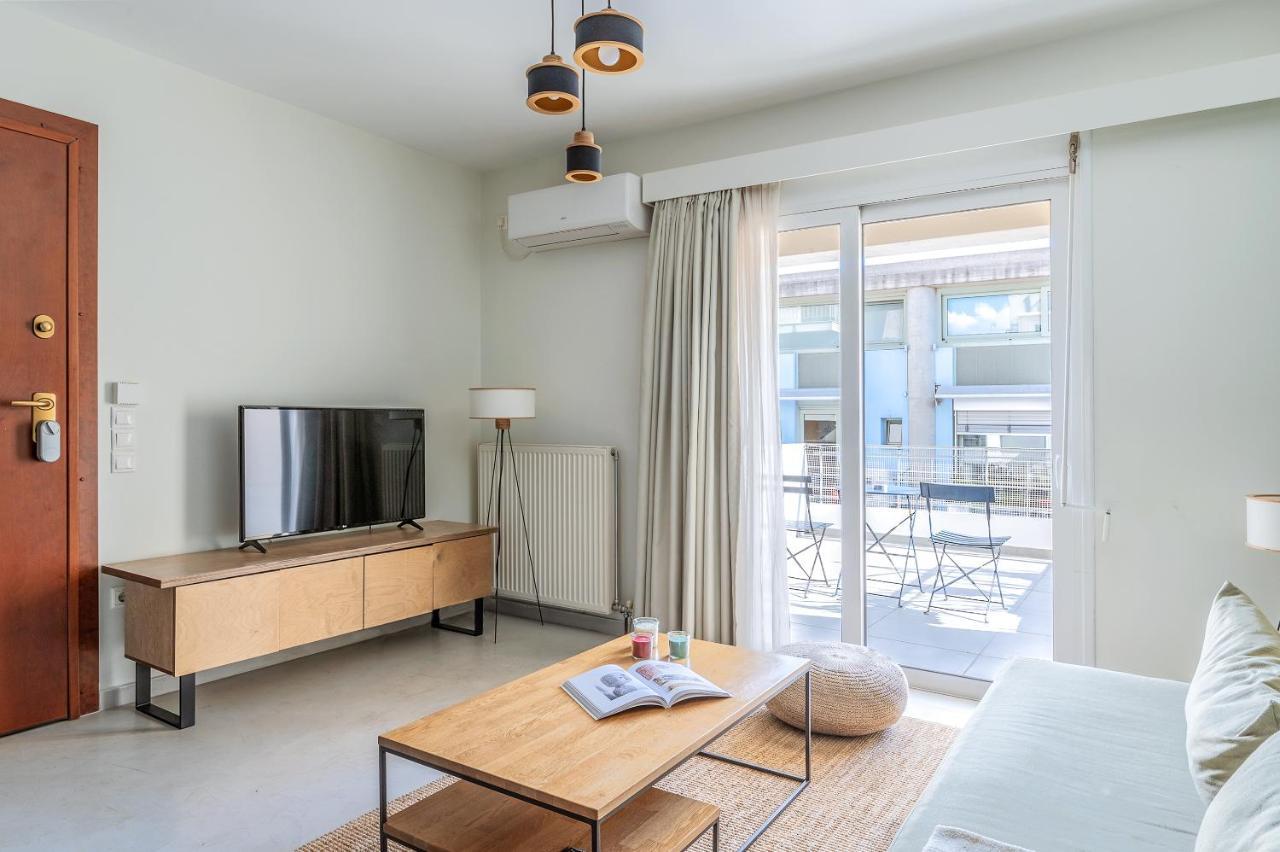 One-Bedroom Apartment Balcony 32