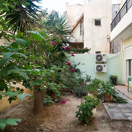 Soho Apartments By Olala Homes-3